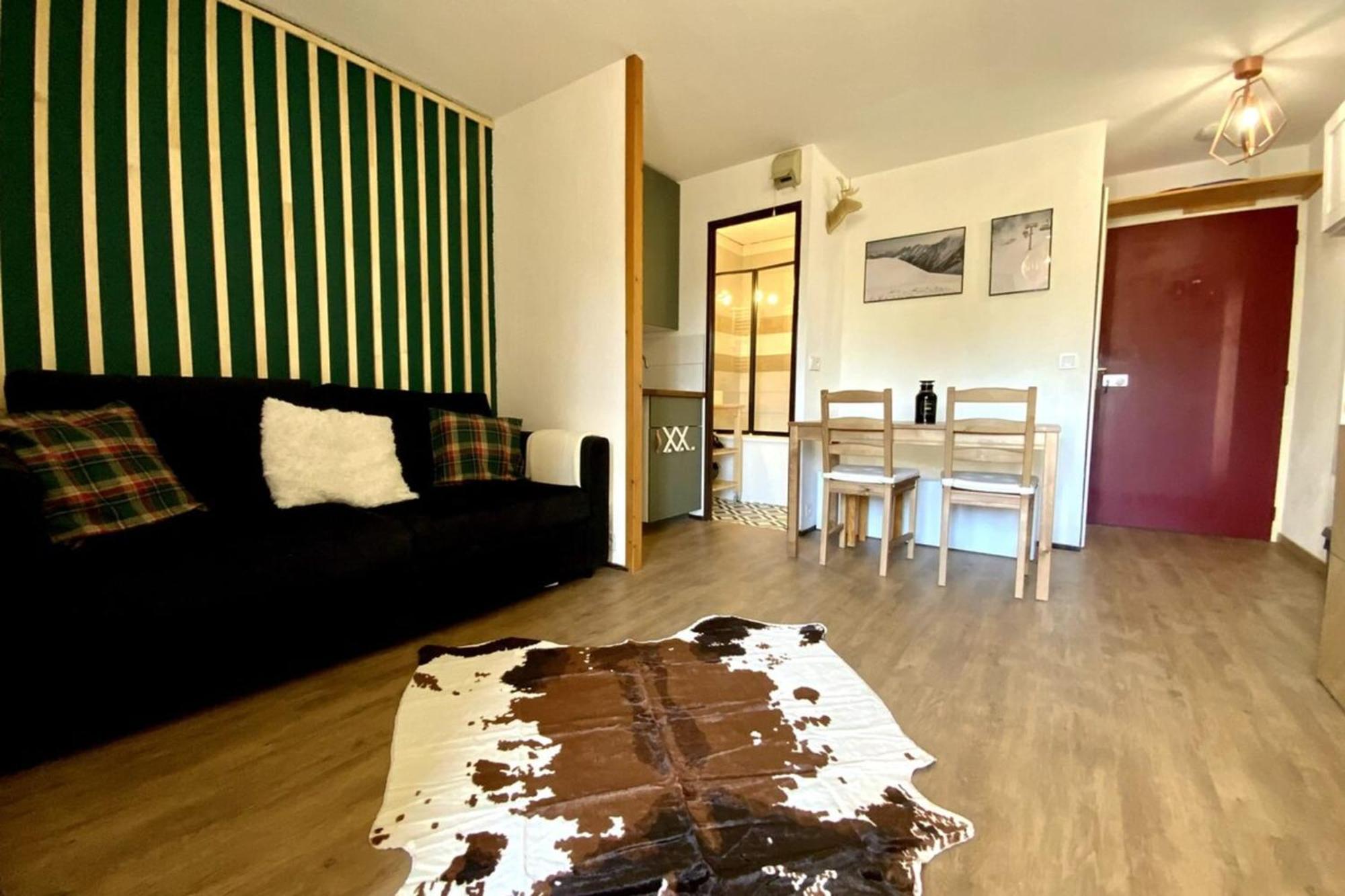 The Edelweiss- Renovated Studio For 4 People! 샴루스 외부 사진