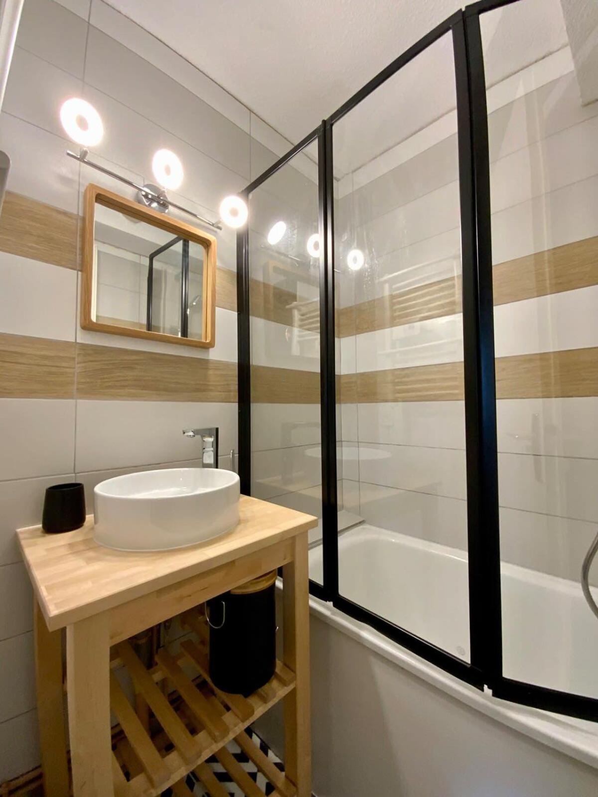 The Edelweiss- Renovated Studio For 4 People! 샴루스 외부 사진