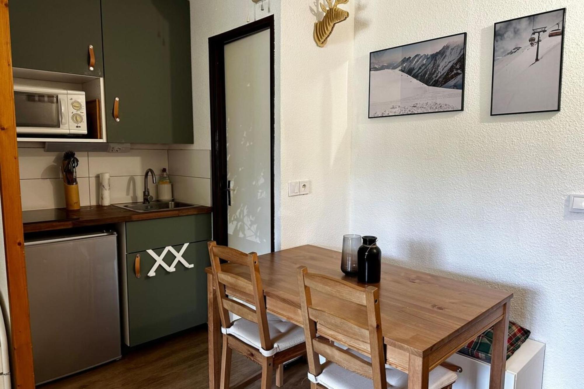 The Edelweiss- Renovated Studio For 4 People! 샴루스 외부 사진